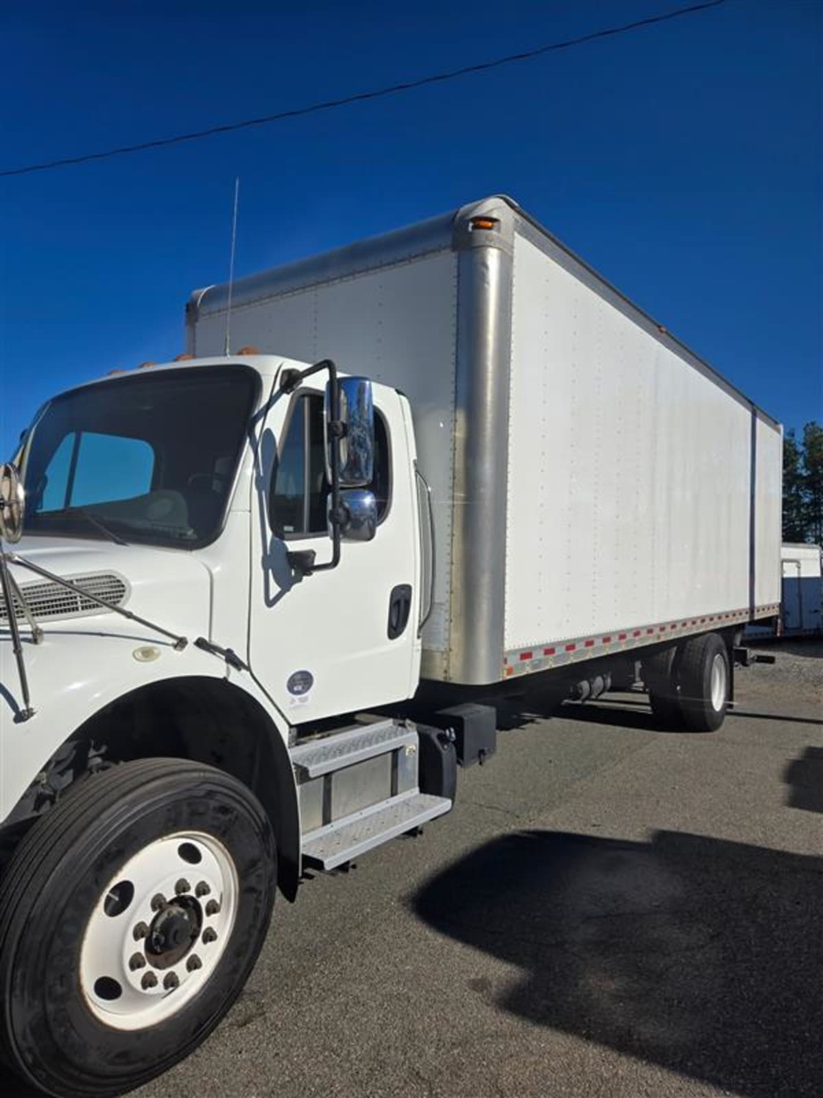 2019 Freightliner/Mercedes M2 106 803832