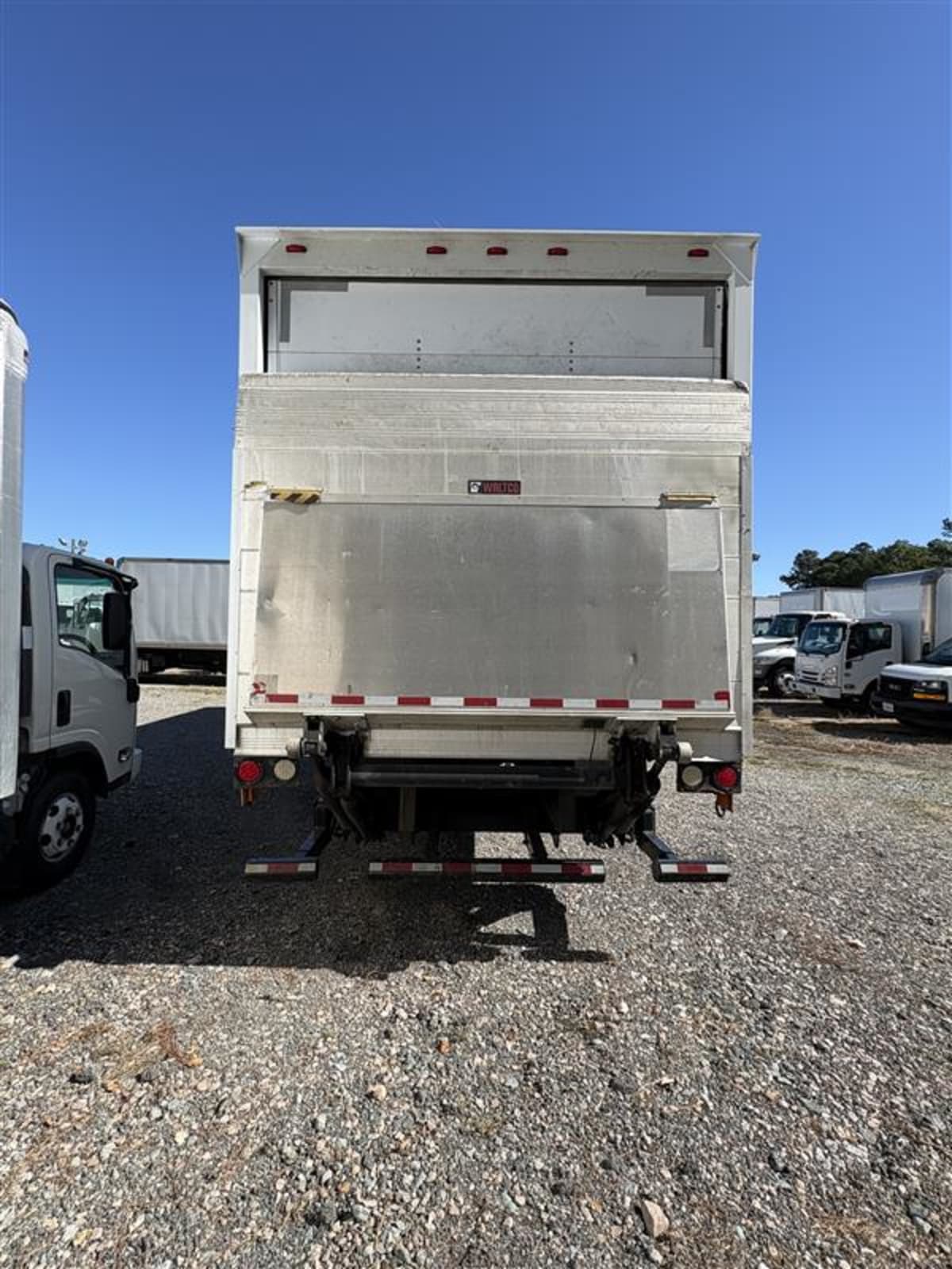 2019 Freightliner/Mercedes M2 106 803834