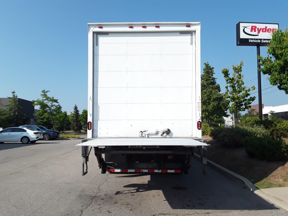 2019 Freightliner M2 106 803848