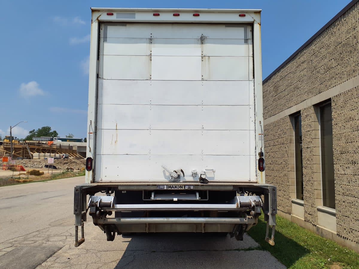 2019 Freightliner M2 106 803850