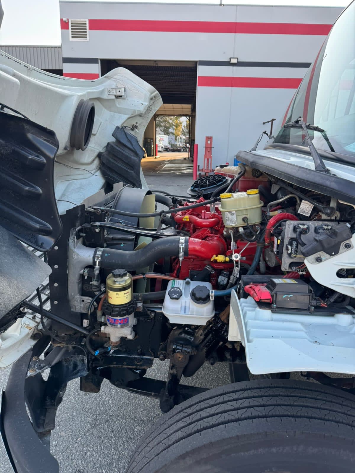 2019 Freightliner M2 106 803855
