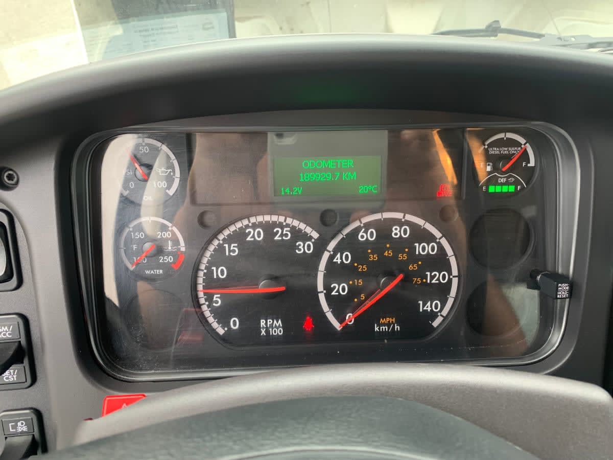 2019 Freightliner M2 106 803857