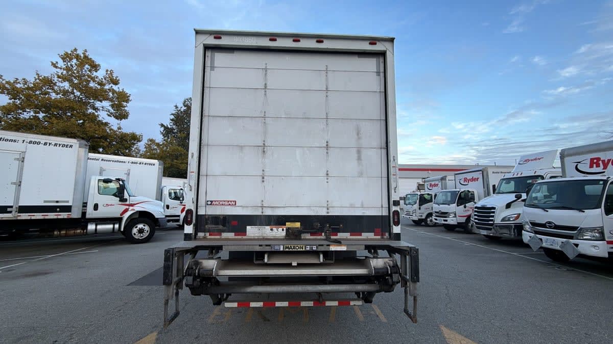 2019 Freightliner/Mercedes M2 106 803860