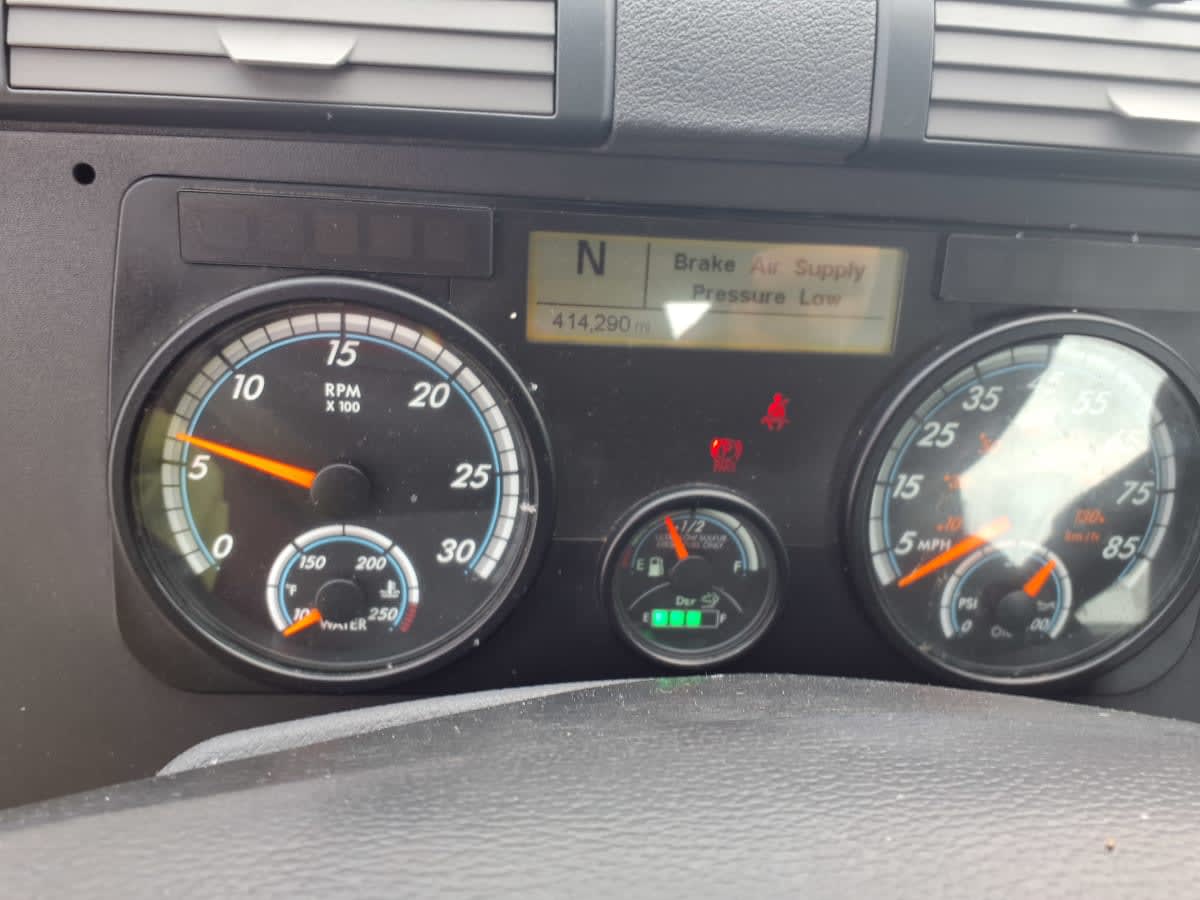 2018 Freightliner - image 9