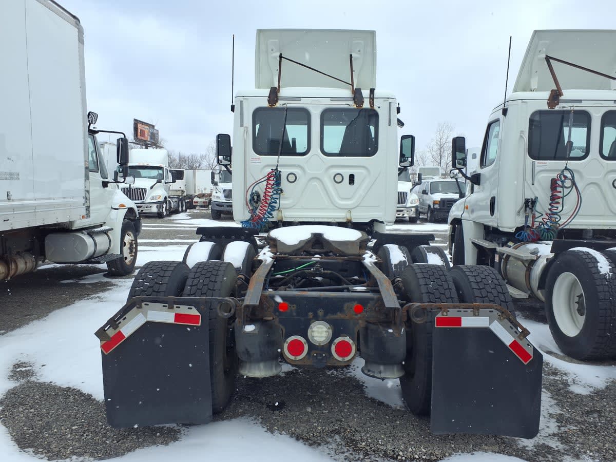 2018 Freightliner - image 5