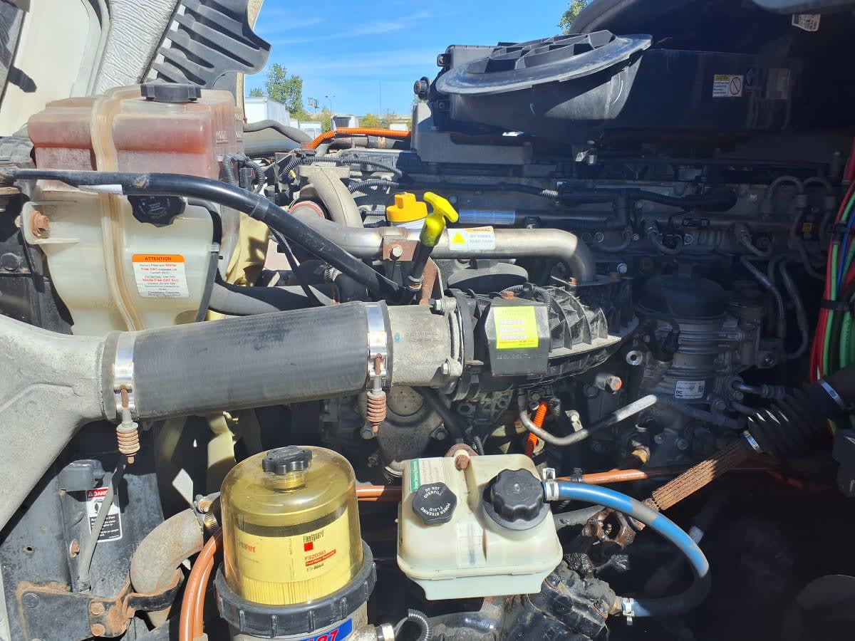 2018 Freightliner/Mercedes CASCADIA 125 803904