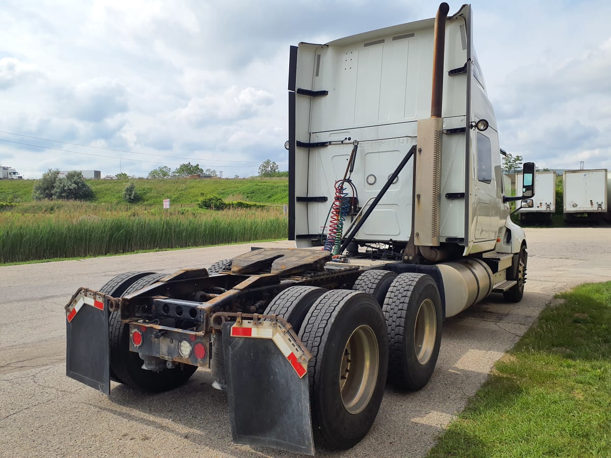 2019 Navistar International LT625 SLPR CAB 804006