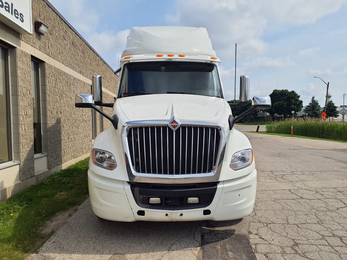 2019 Navistar International LT625 SLPR CAB 804006