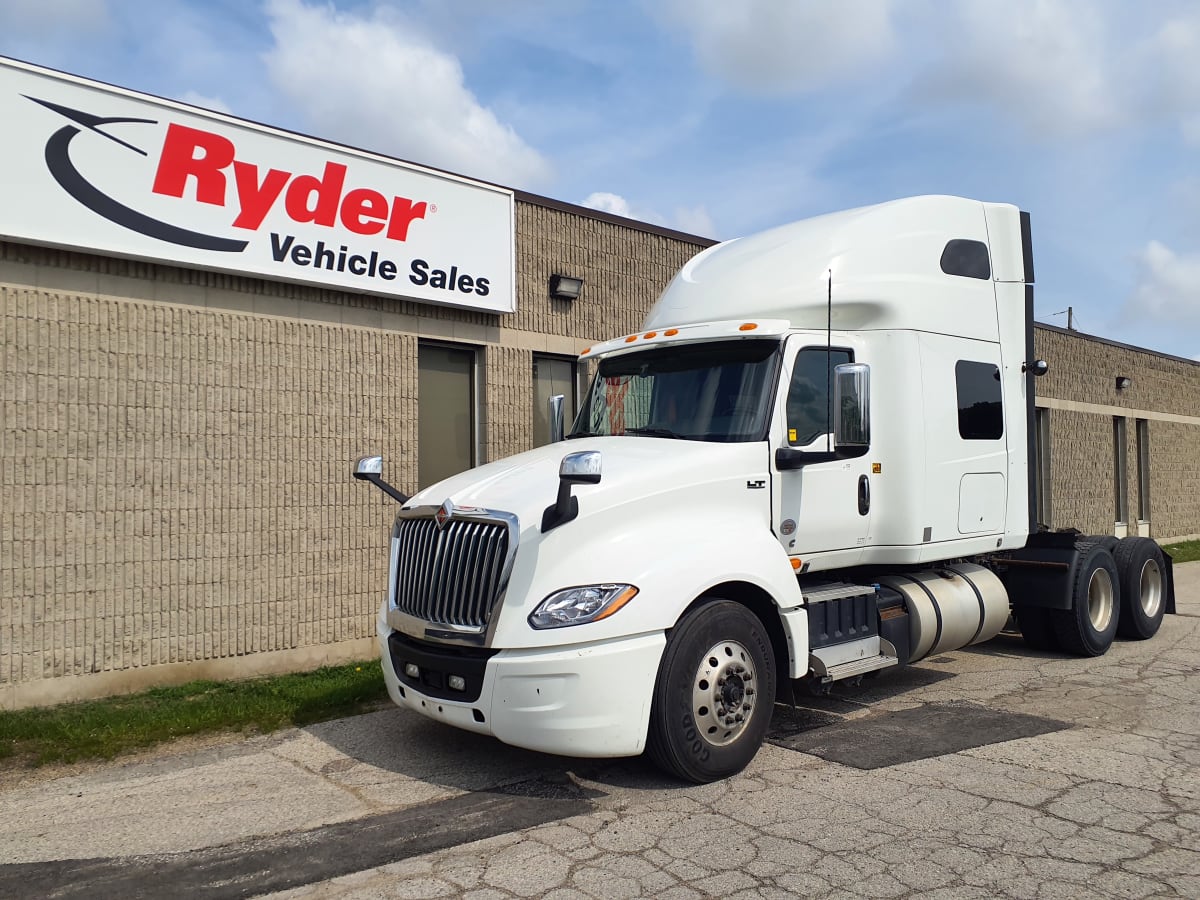 2019 Navistar International LT625 SLPR CAB 804006