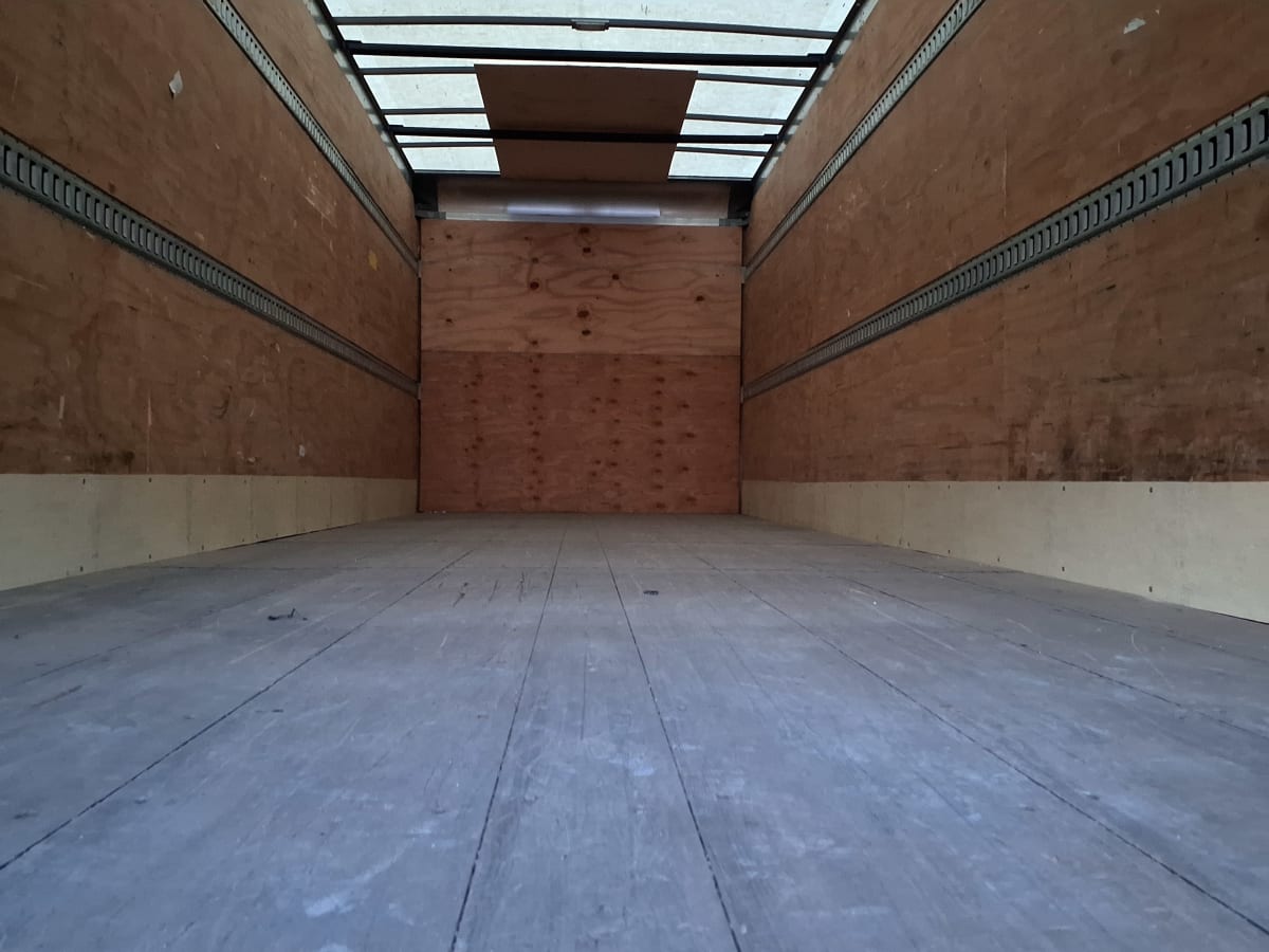 2019 Freightliner/Mercedes M2 106 804013