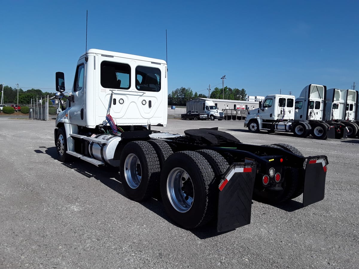 2019 Freightliner/Mercedes CASCADIA 125 804129