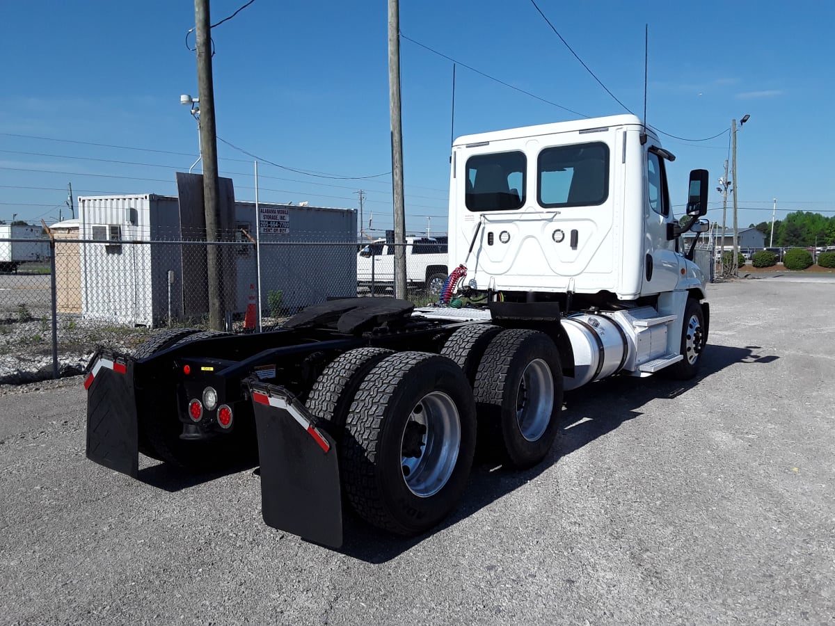 2019 Freightliner/Mercedes CASCADIA 125 804129