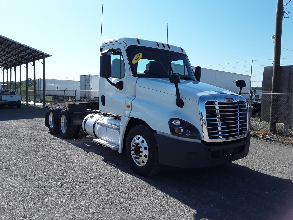 2019 Freightliner/Mercedes CASCADIA 125 804129