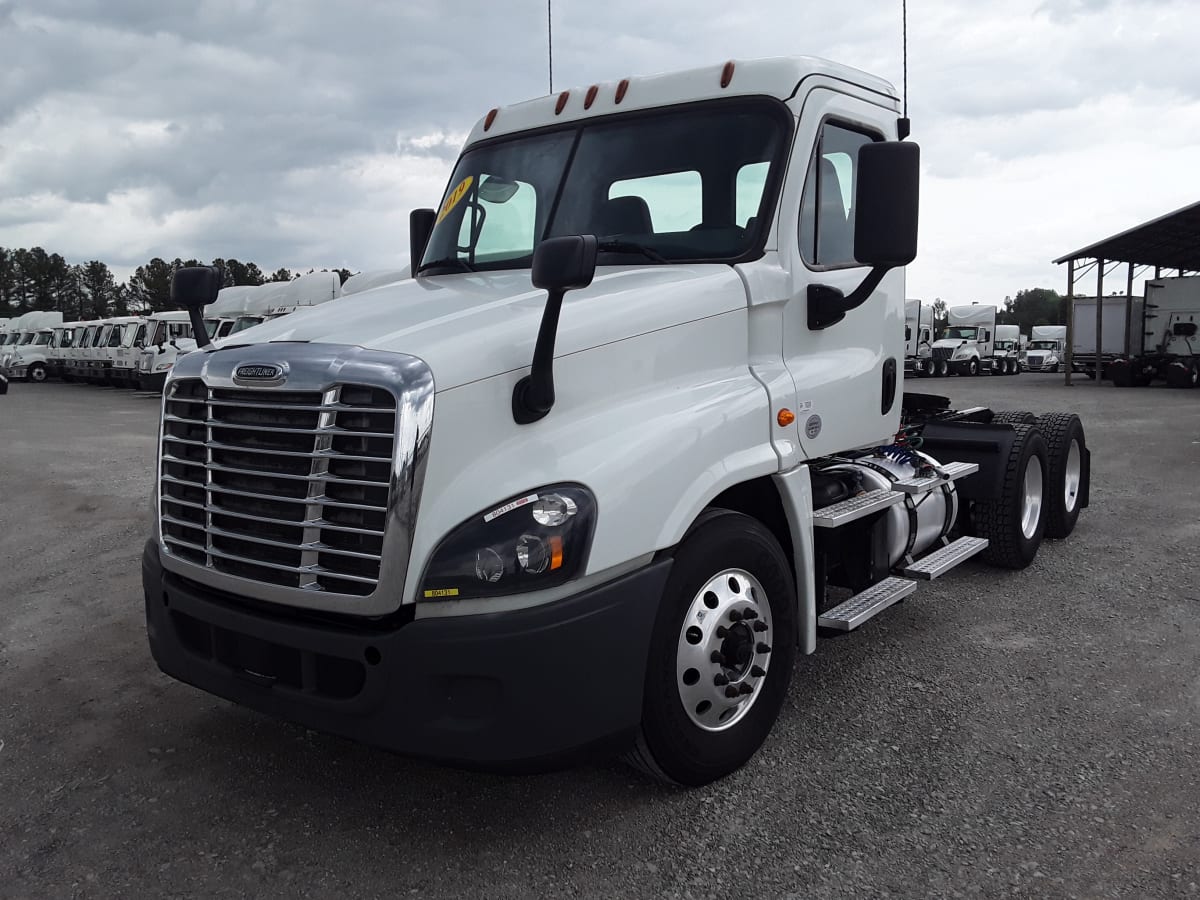 2019 Freightliner/Mercedes CASCADIA 125 804131