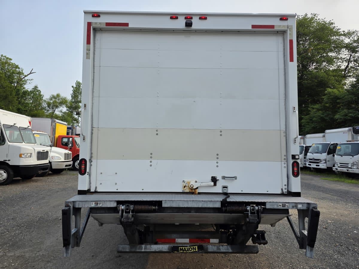 2019 Navistar International 4300 SBA 804160