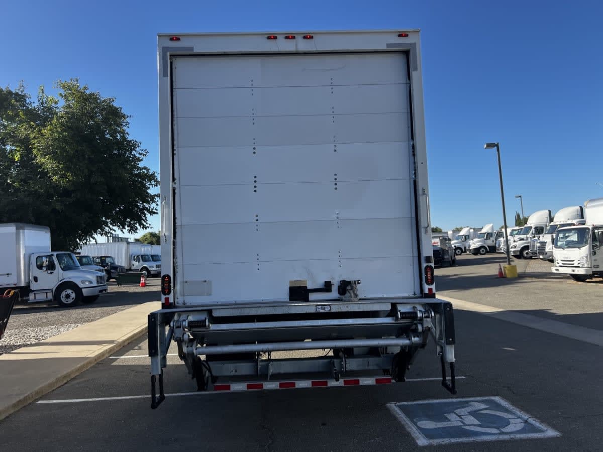 2019 International 4300 in West Sacramento, CA — photo 5
