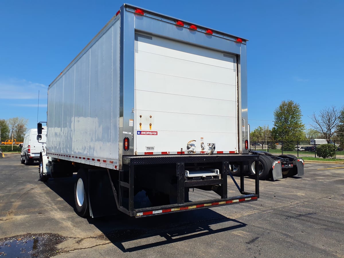 2019 Freightliner/Mercedes M2 106 804180