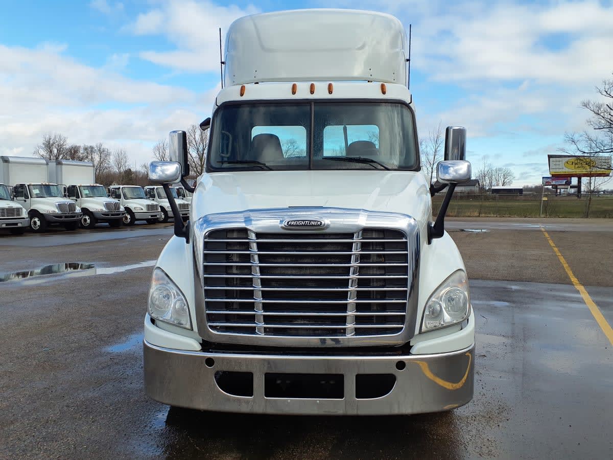 2019 Freightliner/Mercedes CASCADIA 125 804220