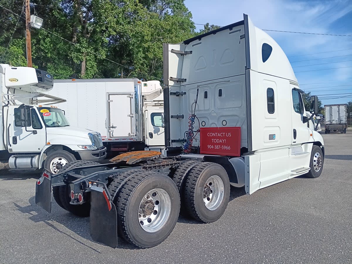 2019 Freightliner - image 4