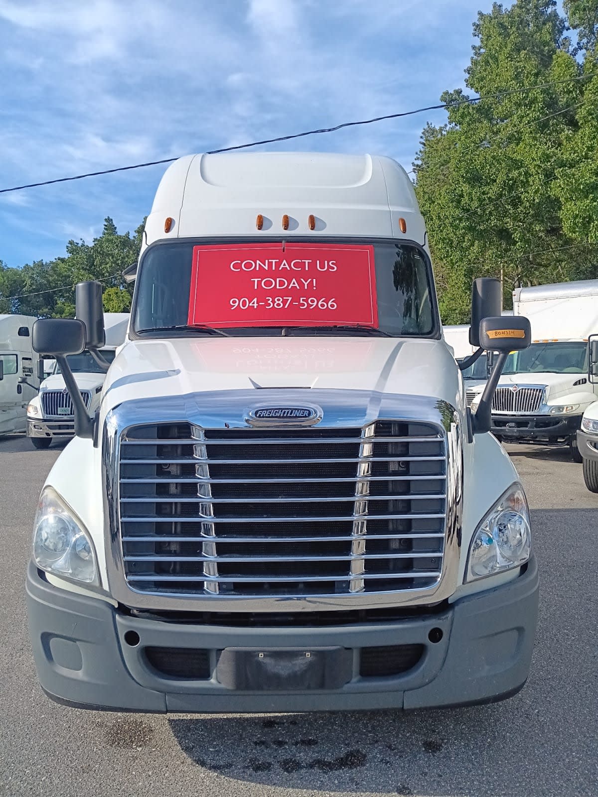 2019 Freightliner - image 1