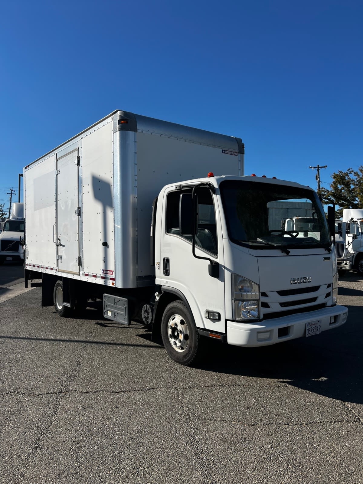 2018 Isuzu NPR 804324