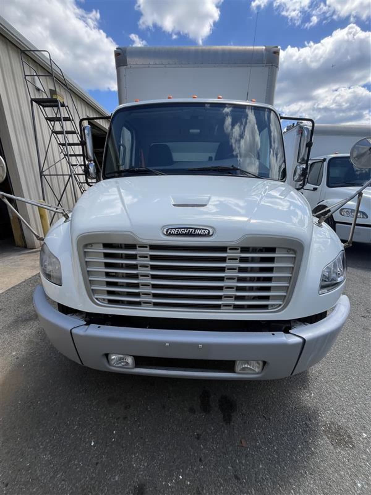 2019 Freightliner M2 106 804399