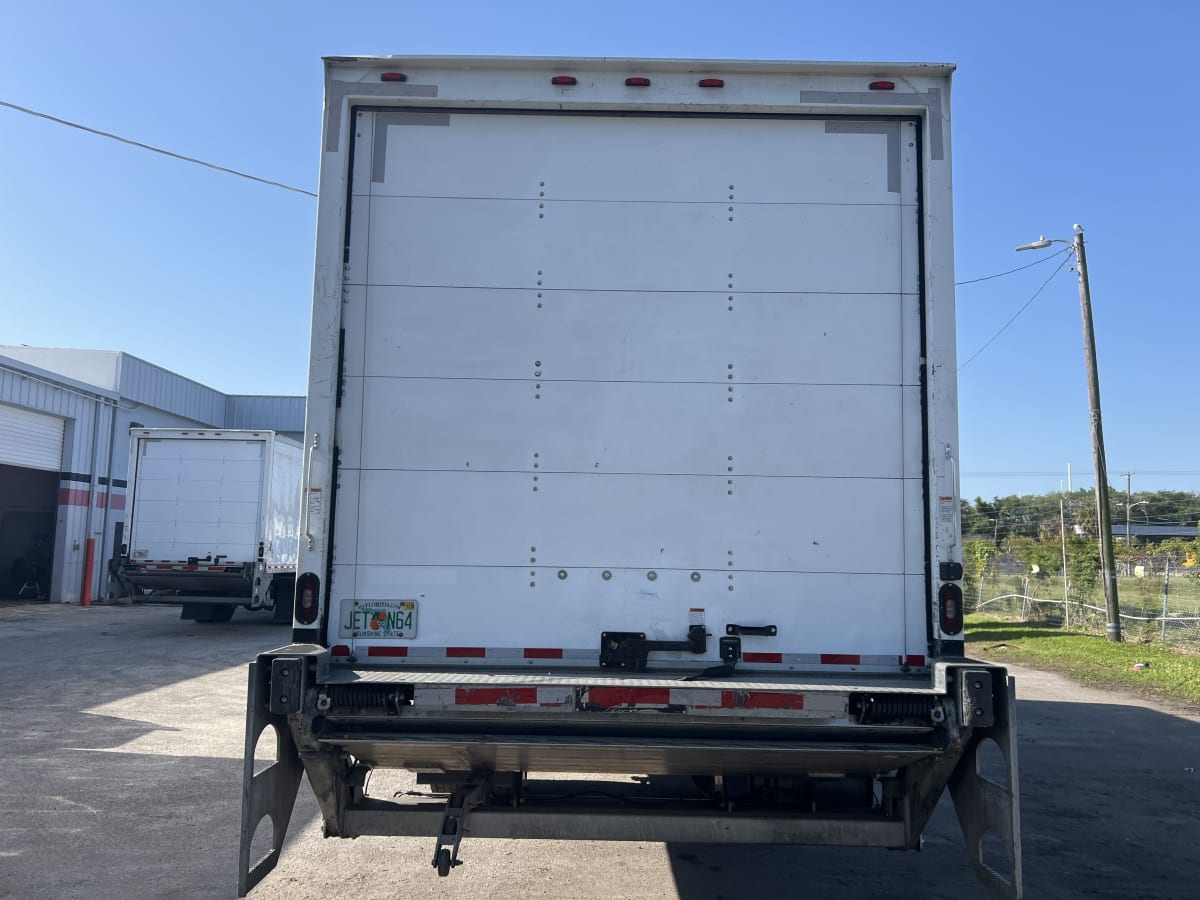 2019 Freightliner/Mercedes M2 106 804482