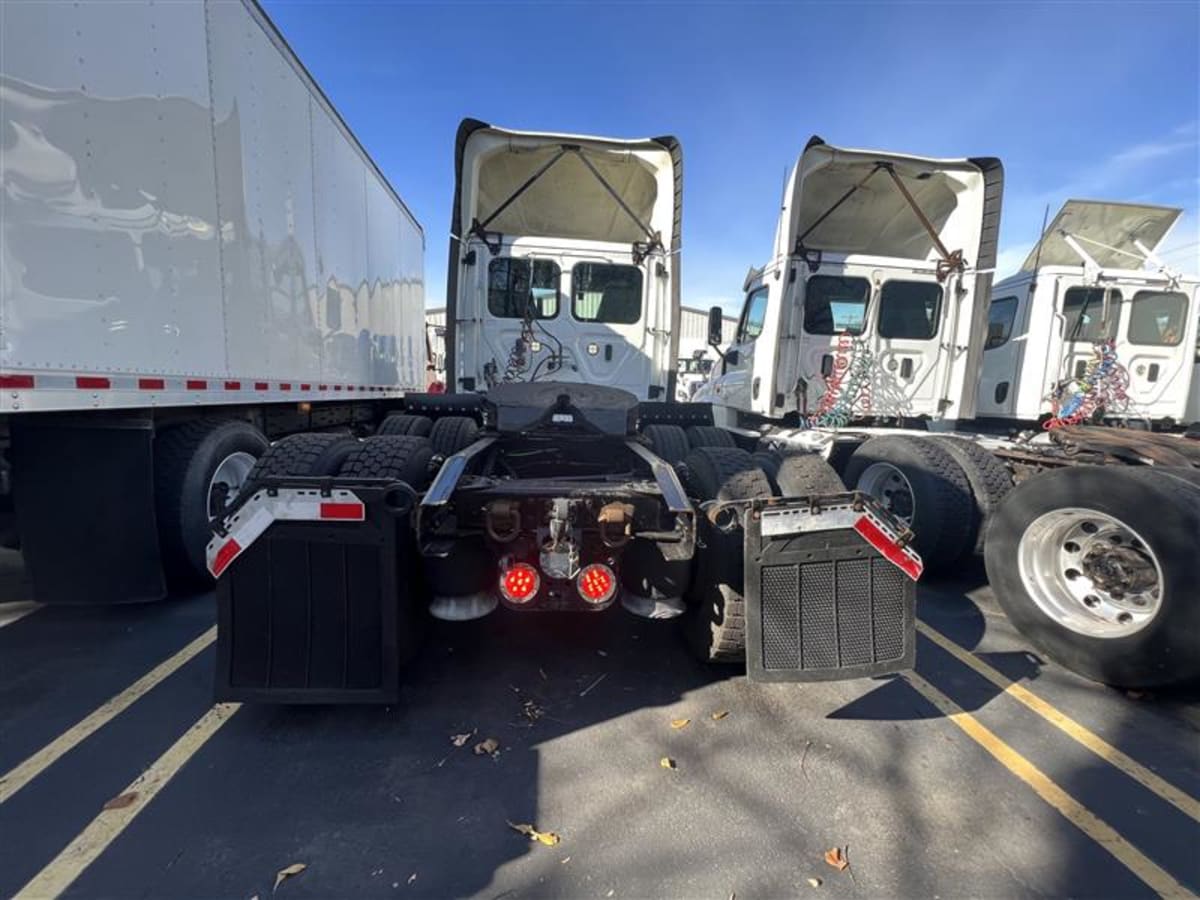 2019 Freightliner/Mercedes CASCADIA 125 804487