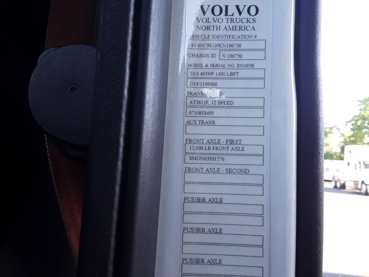 2019 Volvo VNL64T-300 804491