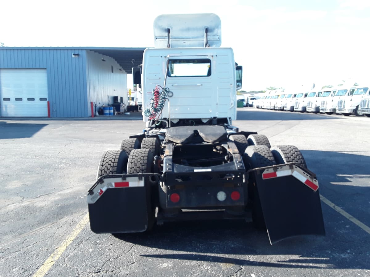 2019 Volvo VNL64T-300 804491