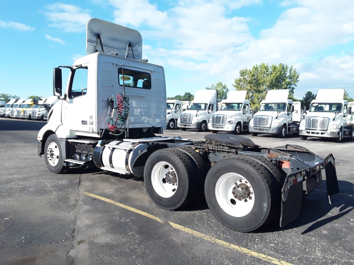 2019 Volvo VNL64T-300 804491