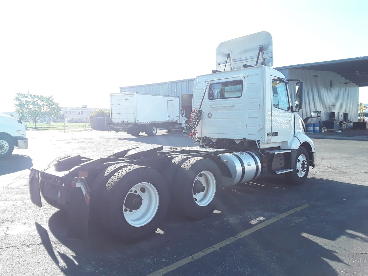 2019 Volvo VNL64T-300 804491