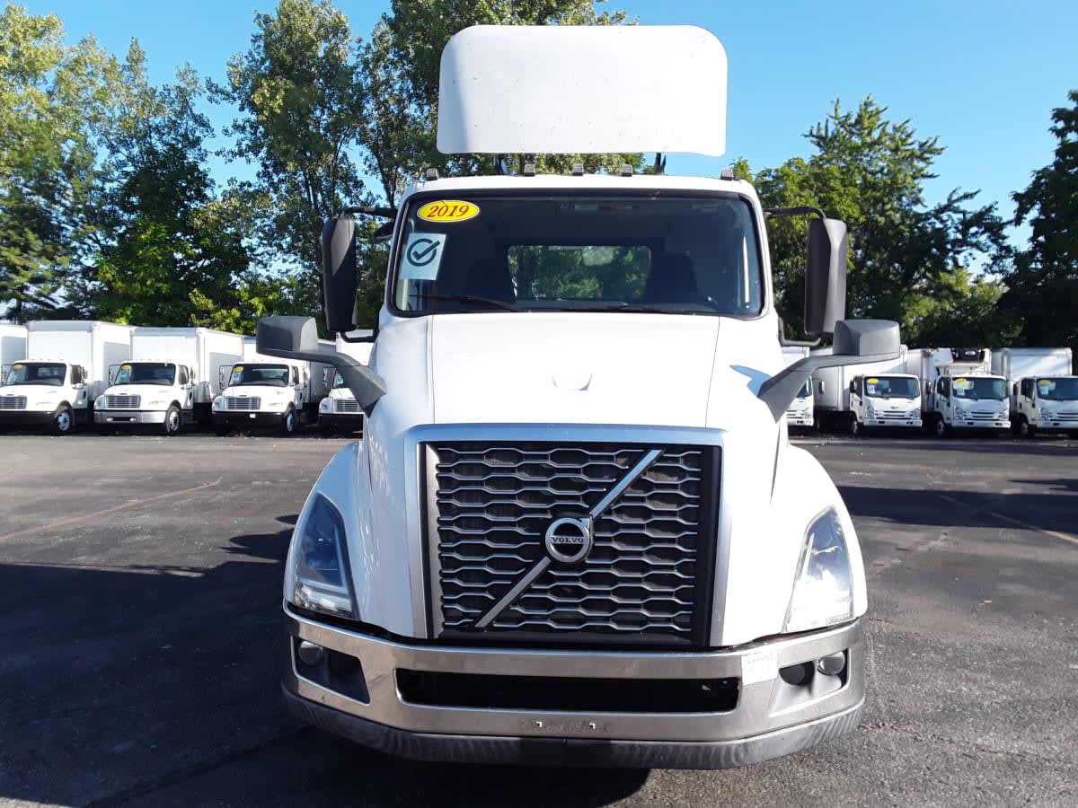 2019 Volvo VNL64T-300 804491