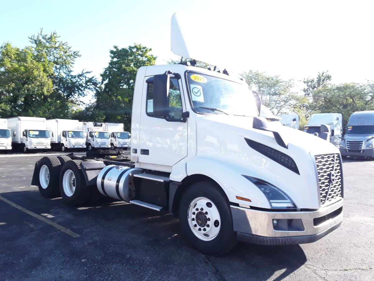 2019 Volvo VNL64T-300 804491
