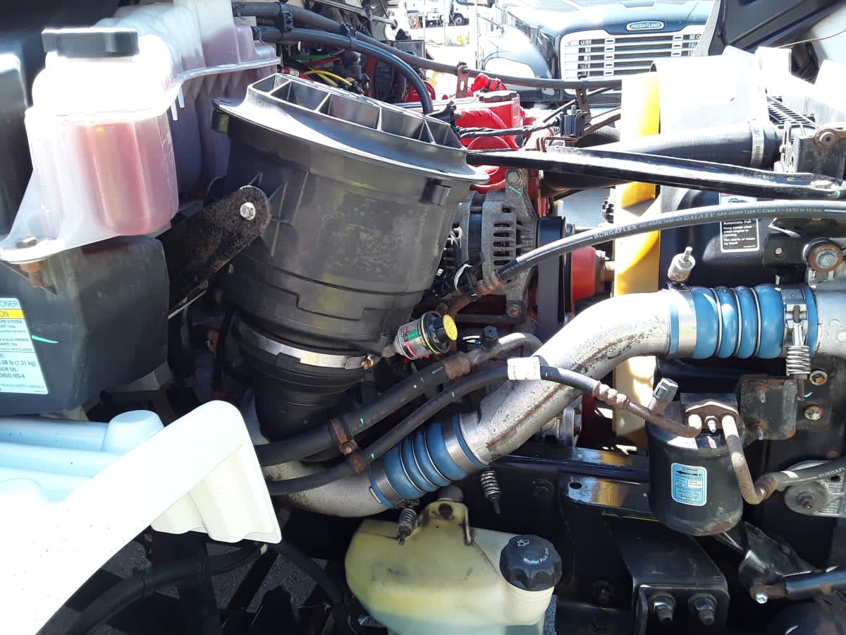 2019 Freightliner M2 106 804514