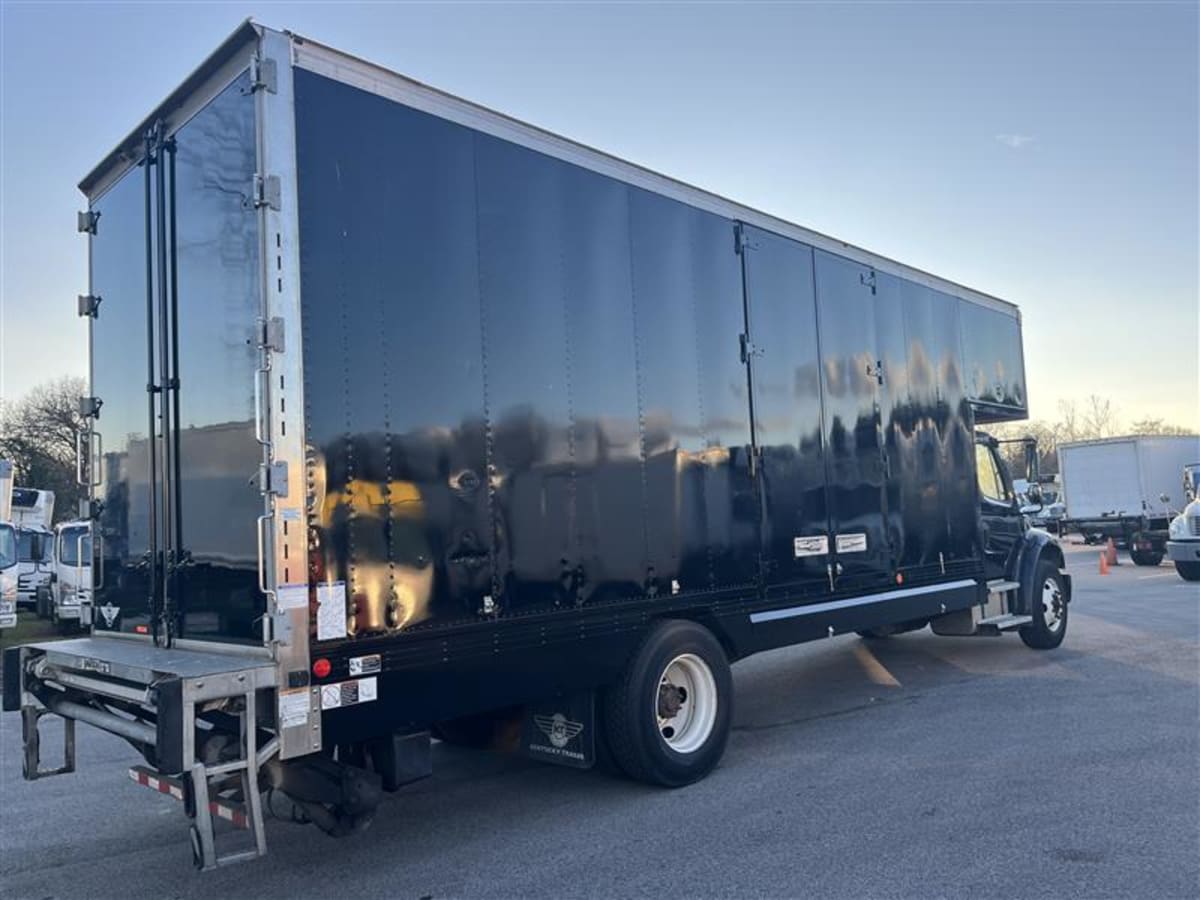 2019 Freightliner/Mercedes M2 106 805883