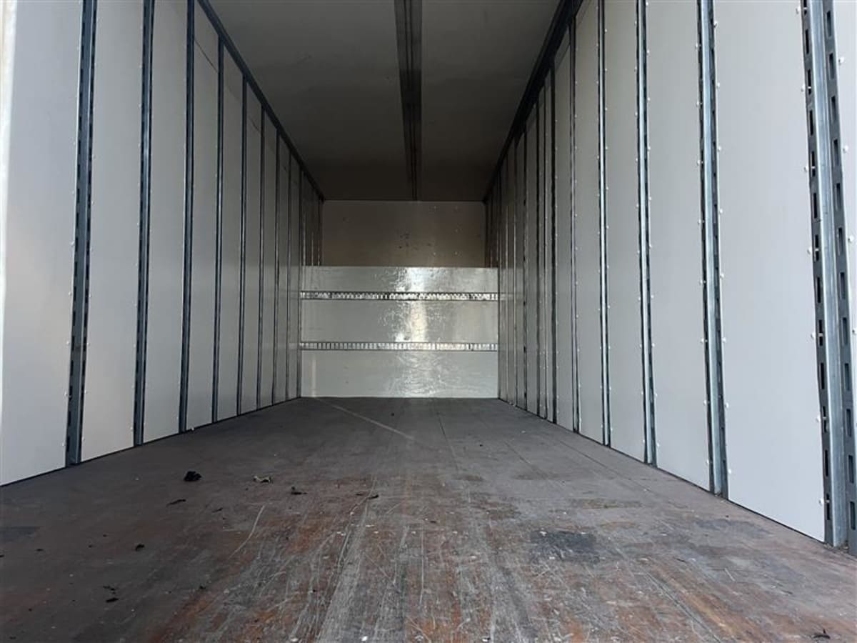 2019 Freightliner/Mercedes M2 106 805883