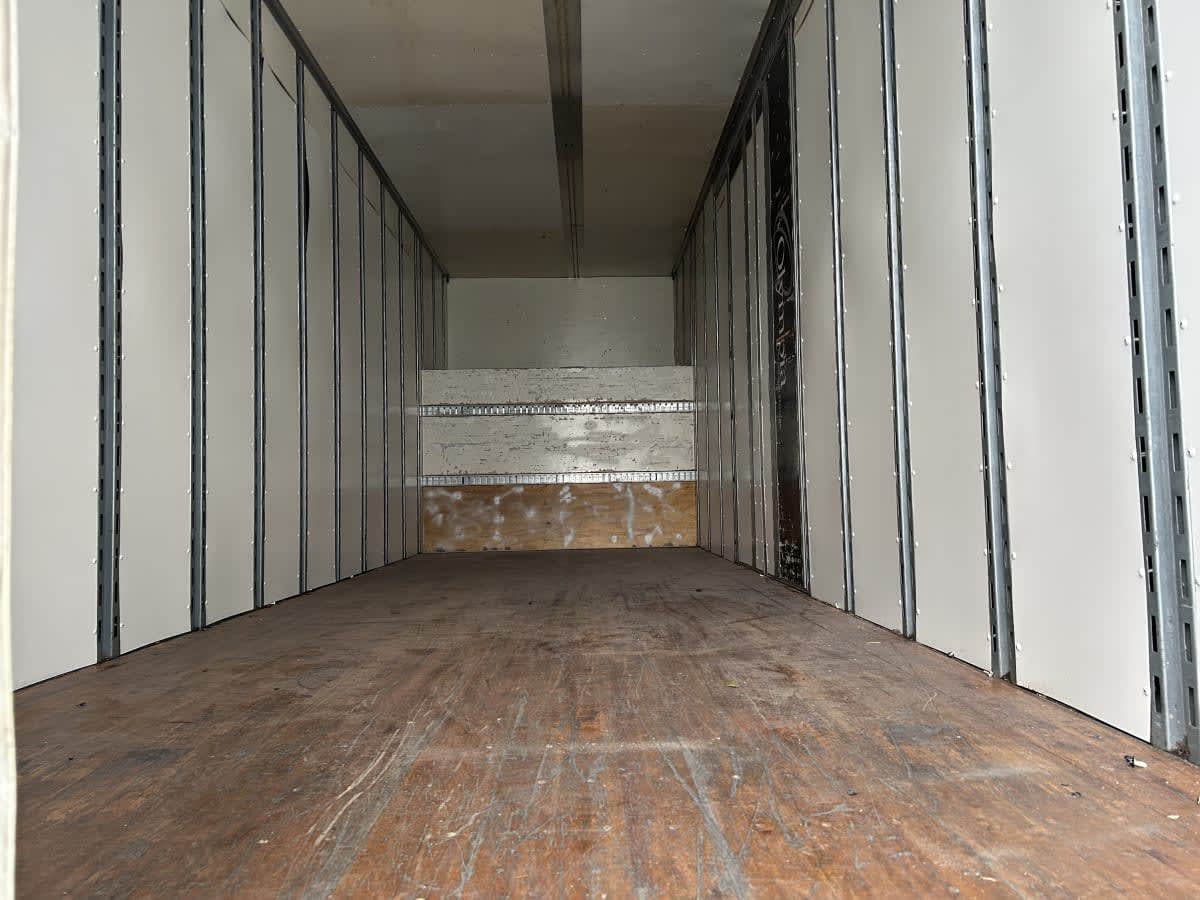 2019 Freightliner/Mercedes M2 106 805884