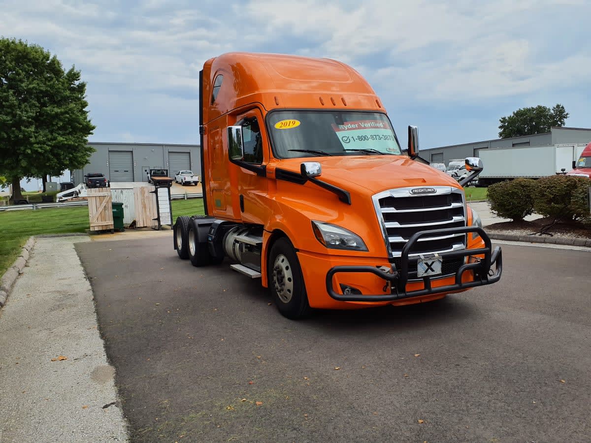 2019 Freightliner NEW CASCADIA PX12664 805923