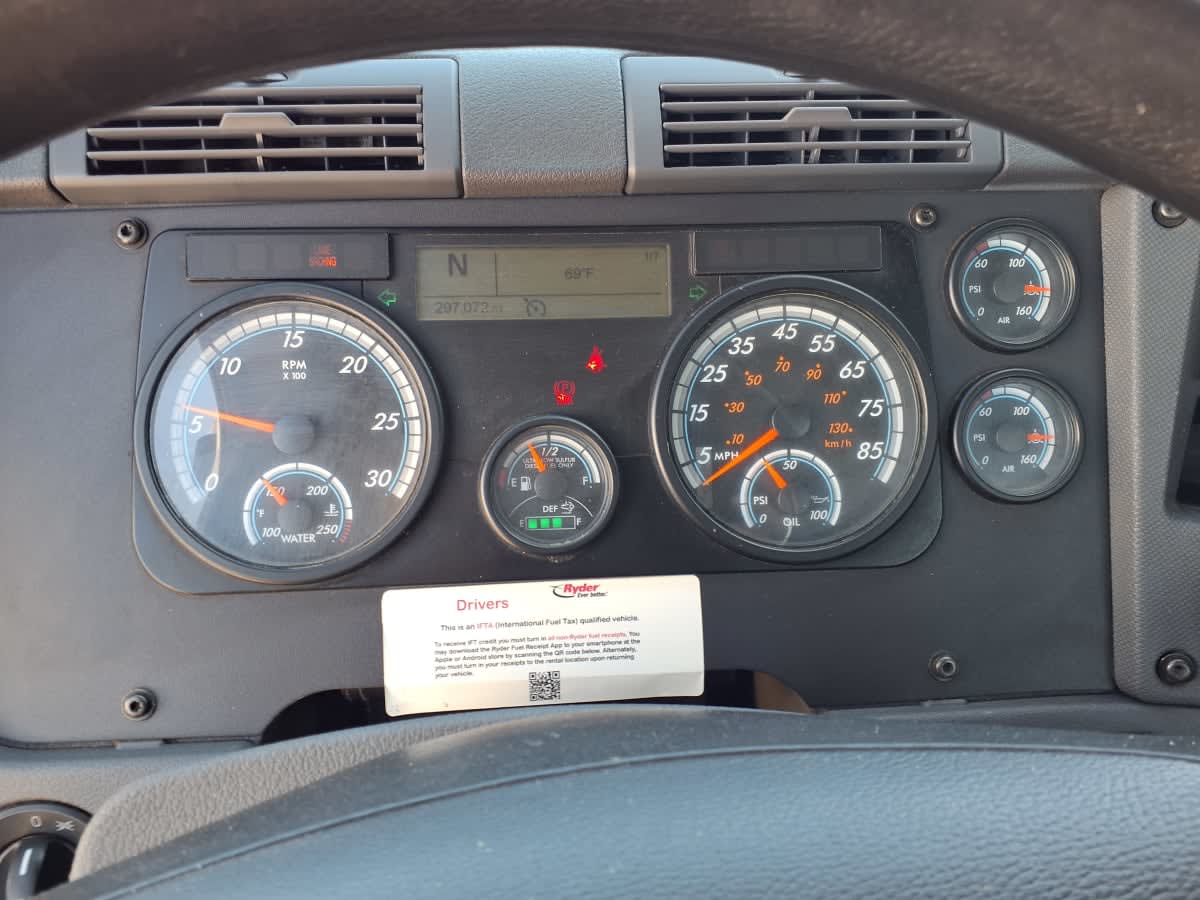 2019 Freightliner - image 10