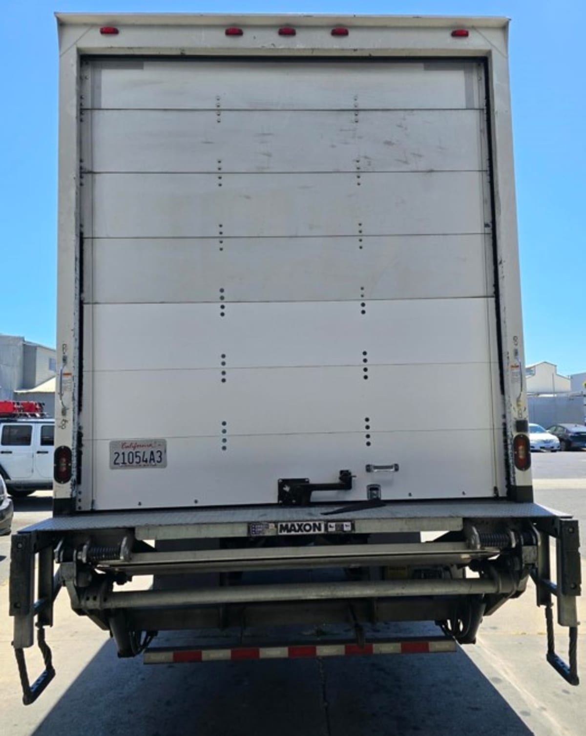 2019 Freightliner/Mercedes M2 106 805956