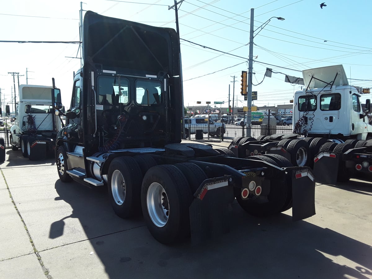 2019 Freightliner/Mercedes CASCADIA 125 805958