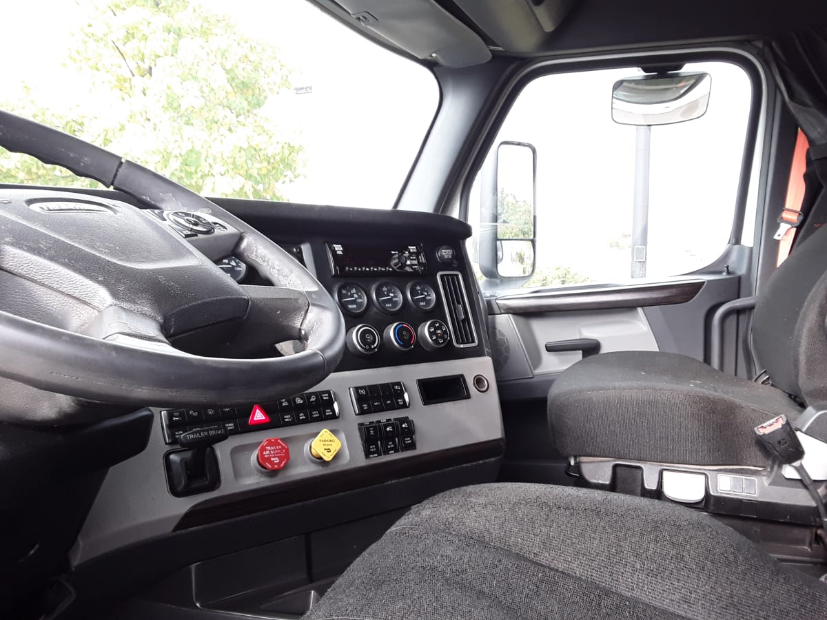 2019 Freightliner/Mercedes NEW CASCADIA PX12664 805962