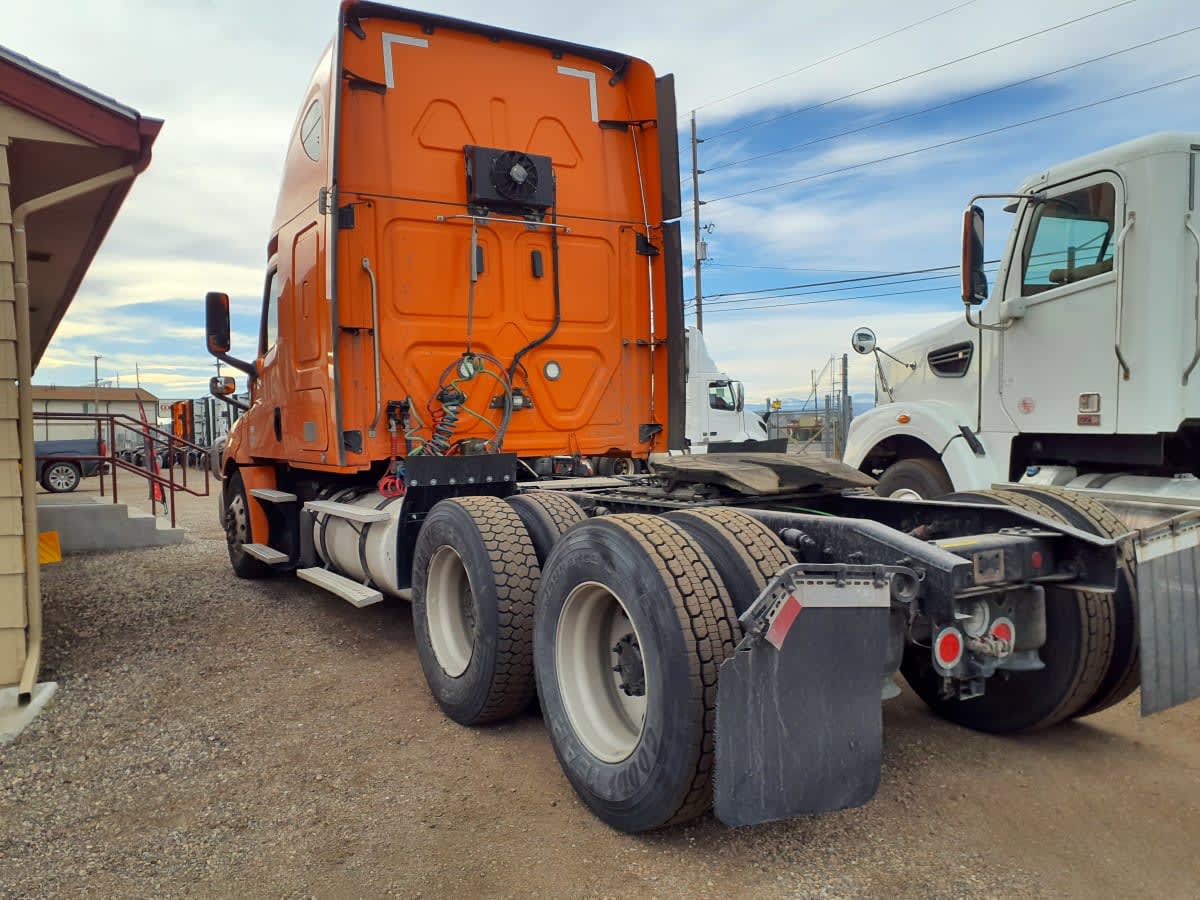 2019 Freightliner - image 6