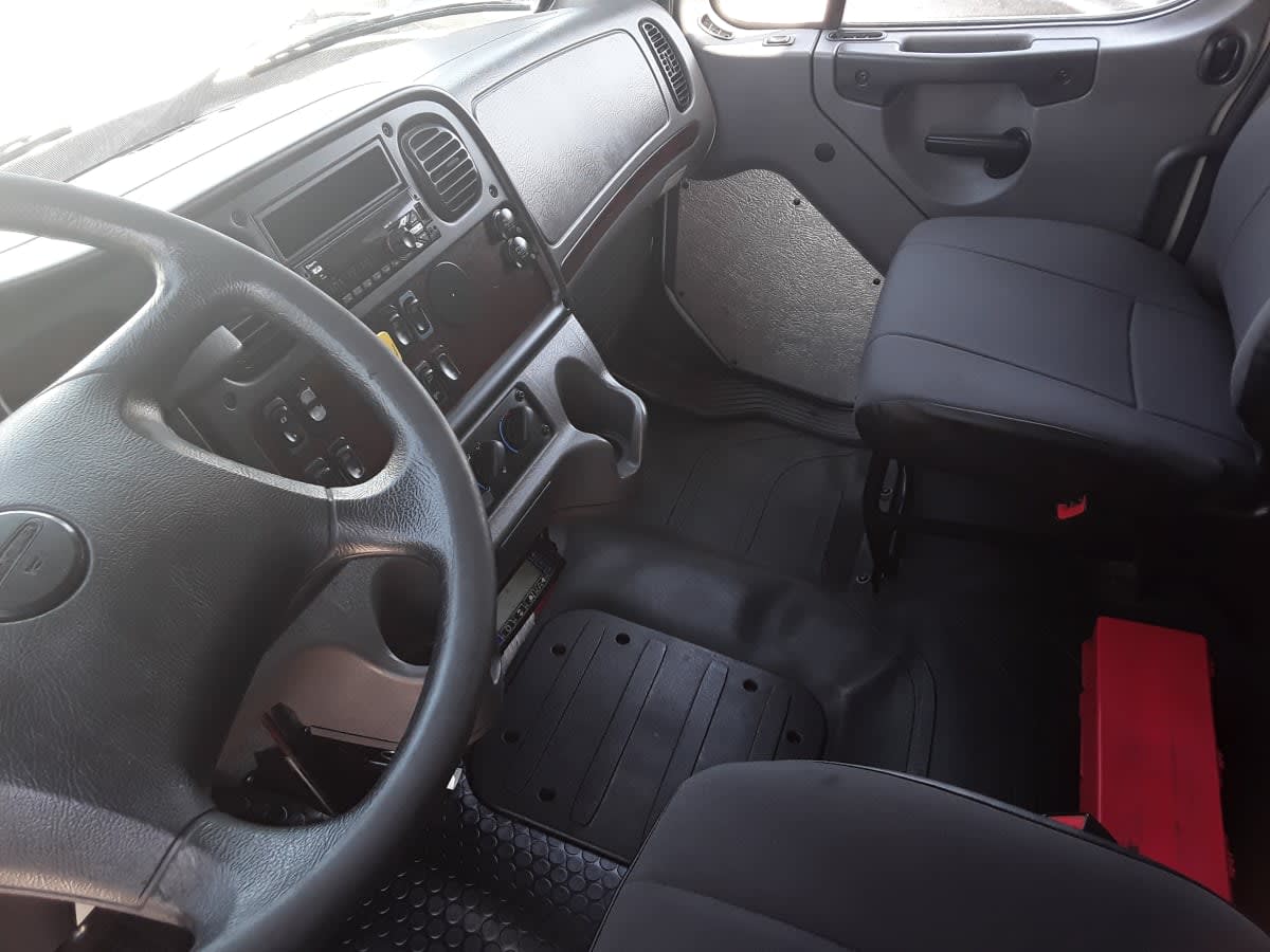 2019 Freightliner M2 106 in Montebello, CA — photo 8