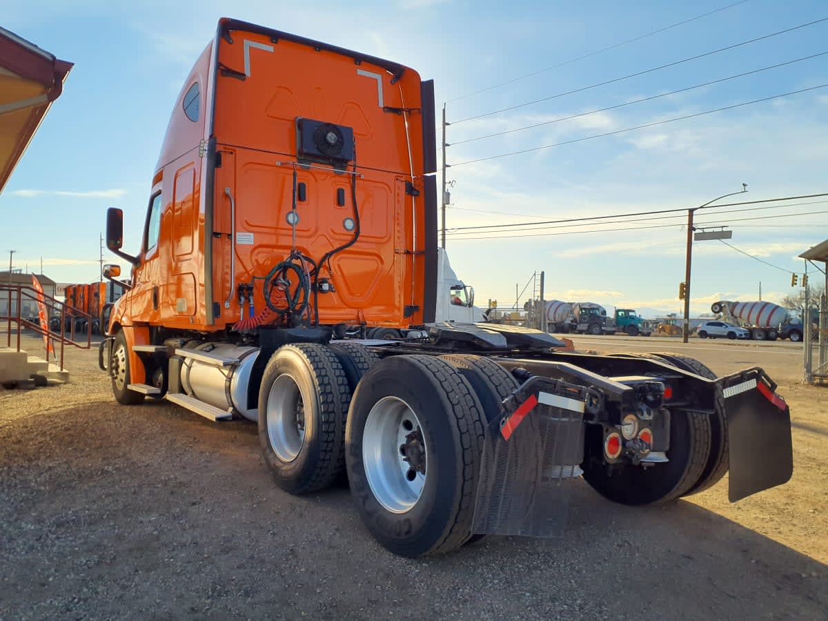 2019 Freightliner - image 6