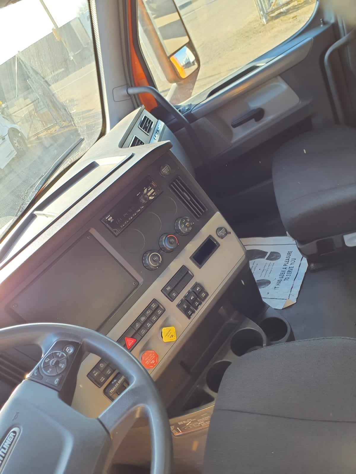 2019 Freightliner - image 7