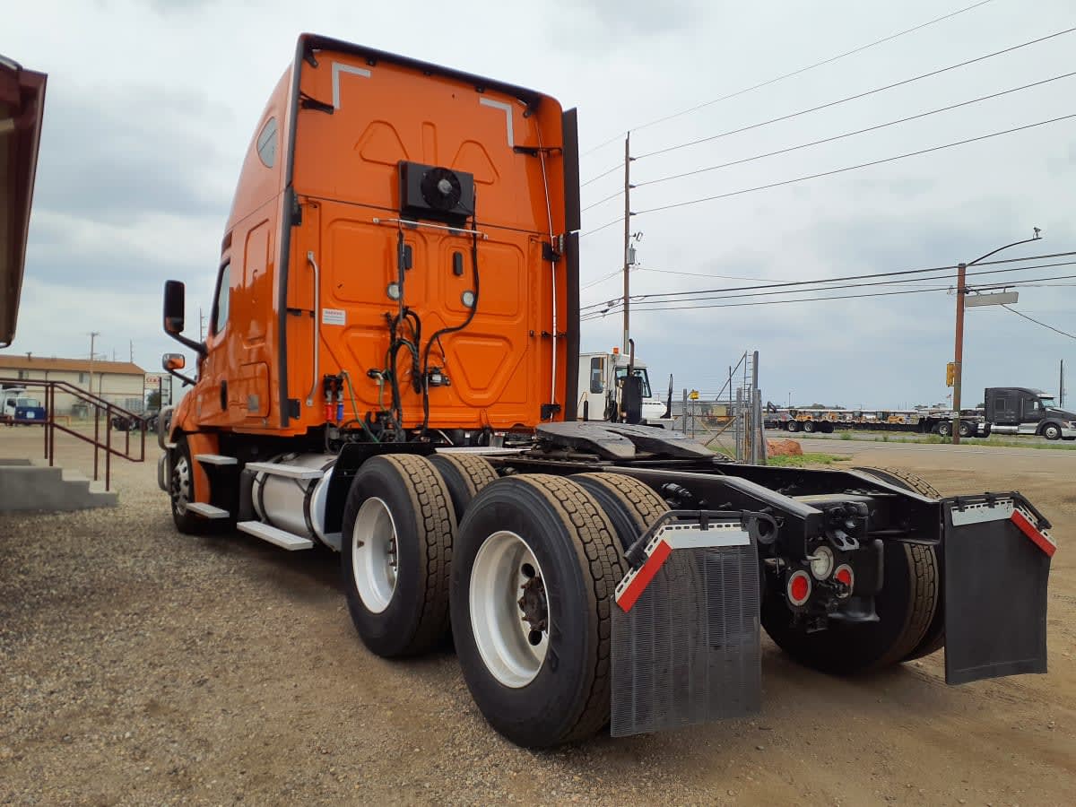 2019 Freightliner - image 6