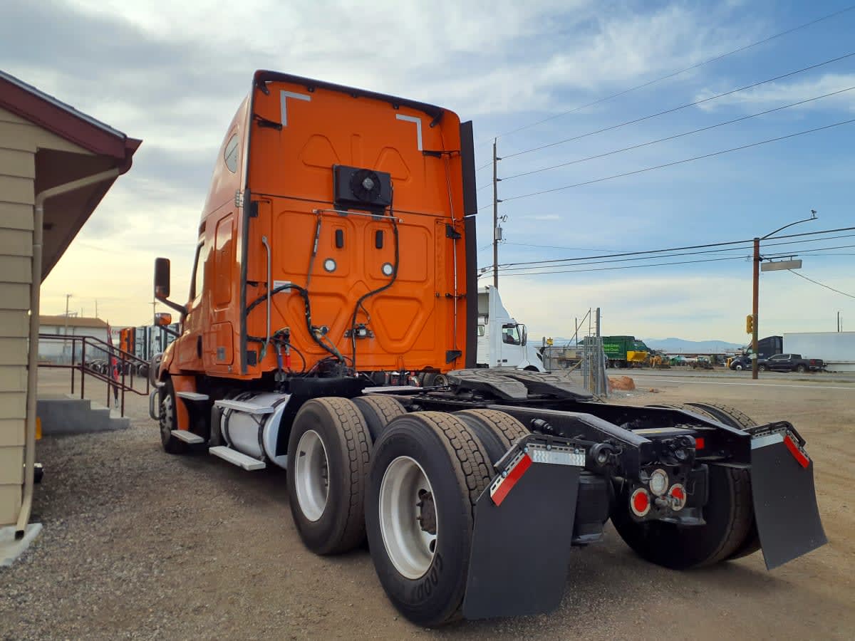 2019 Freightliner - image 6