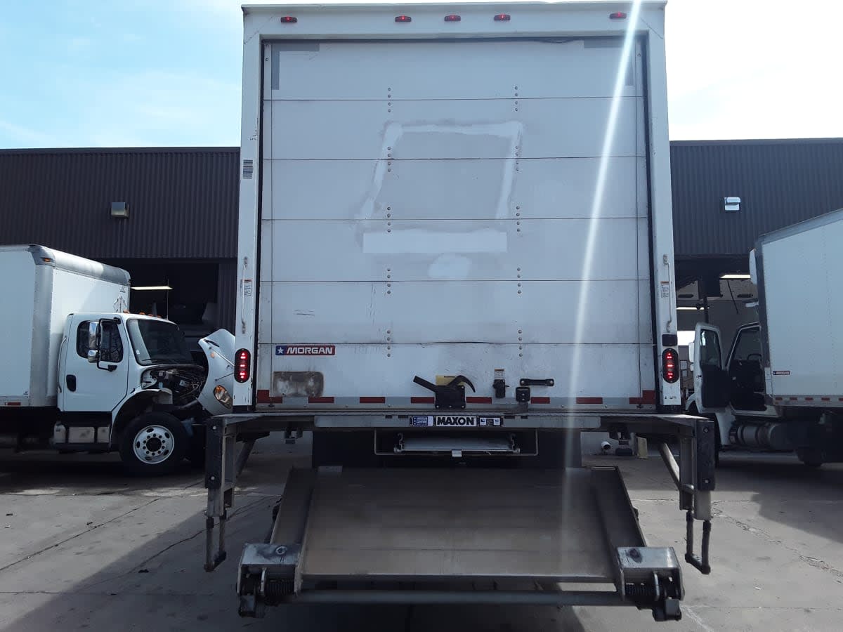 2019 Freightliner/Mercedes M2 106 806090